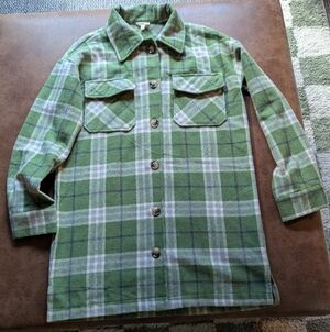 Hem And Thread Knee Length Flannel Jacket .